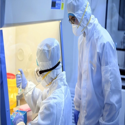 Trung Quốc cấp phép sản xuất lô thuốc tiềm năng đầu tiên với virus corona