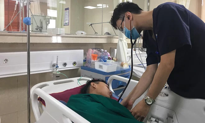 Bé trai 15 tuổi ở Phú Thọ đột quỵ sau cơn đau đầu